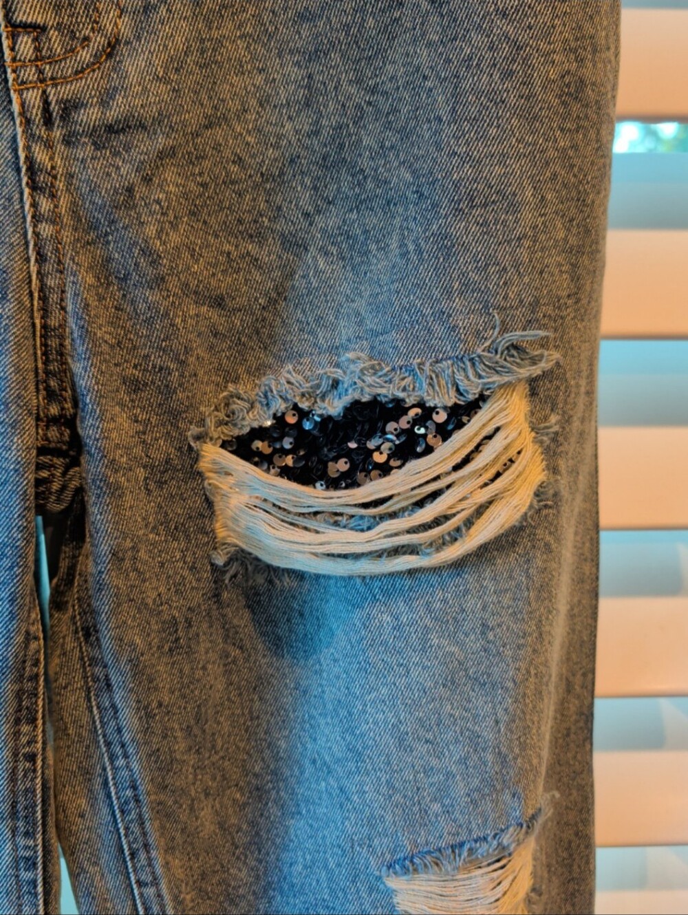 BiBi Jeans - Picture 2 of 6